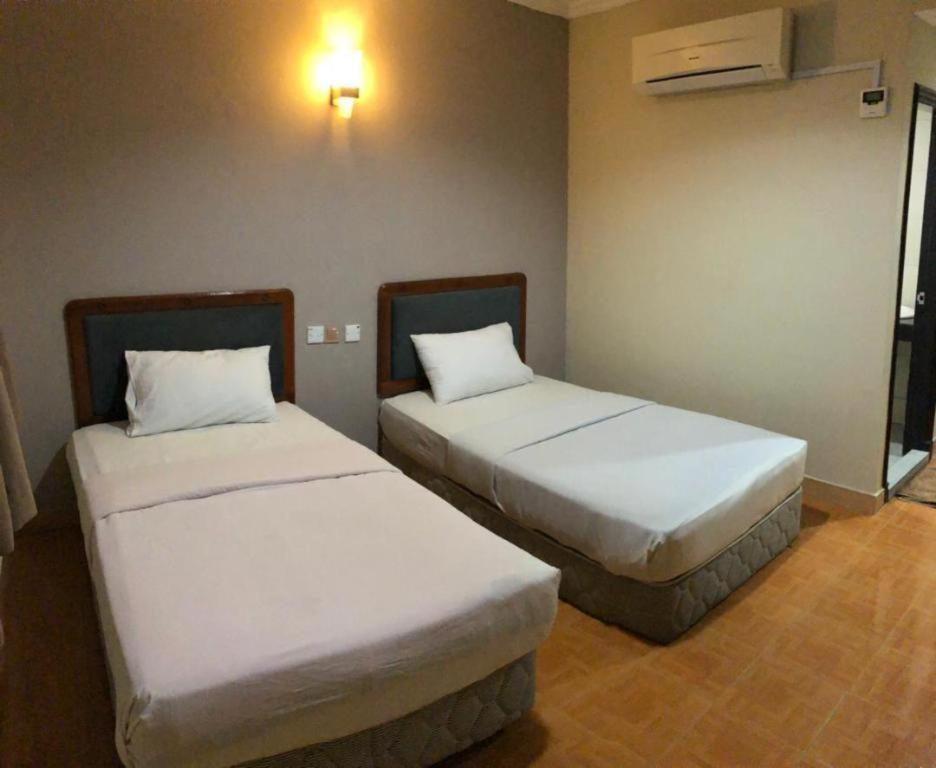 Hotel Perdana Lawas Exteriér fotografie