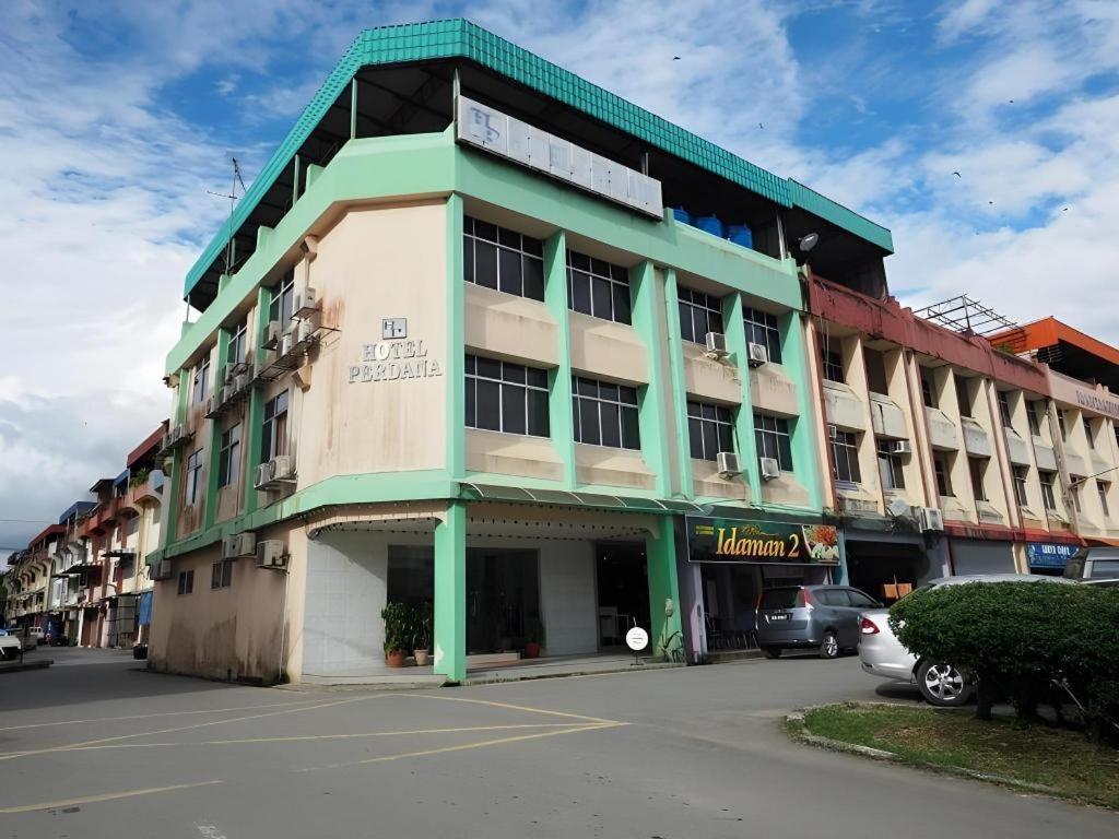 Hotel Perdana Lawas Exteriér fotografie